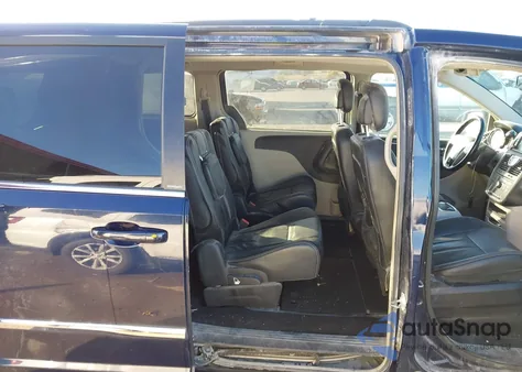 2013 Chrysler Town & Country Touring из США, поврежденный, VIN 2C4RC1BG4DR615662